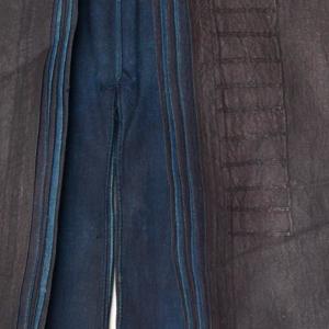 中国　雲南省　ハニ族　男性藍染衣装　八層
