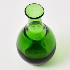太田潤手吹き硝子工房　緑瓶