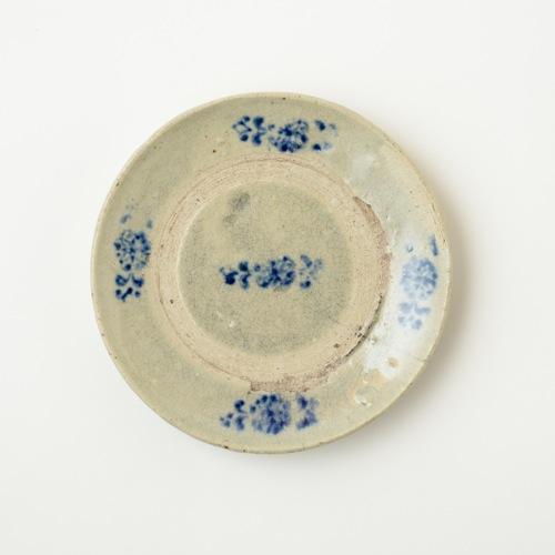 印判　菊図　四寸五分皿　４枚　NO.2054 幾何学模様に菊図印判中皿 ⁄583│埼玉県熊谷市のの骨董品専門店「雑貨