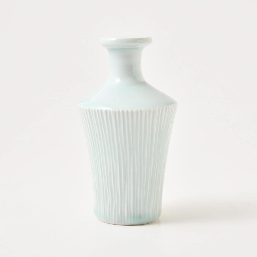 一輪挿し　花器　しのぎ　白磁　川野恭和　民藝 一輪挿し 花器 しのぎ 白磁 川野恭和 民藝