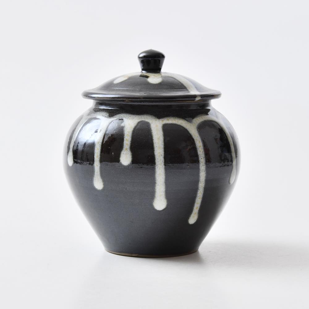小鹿田焼 坂本浩二窯 二合壷 流し ｜ みんげい おくむら （日本と世界