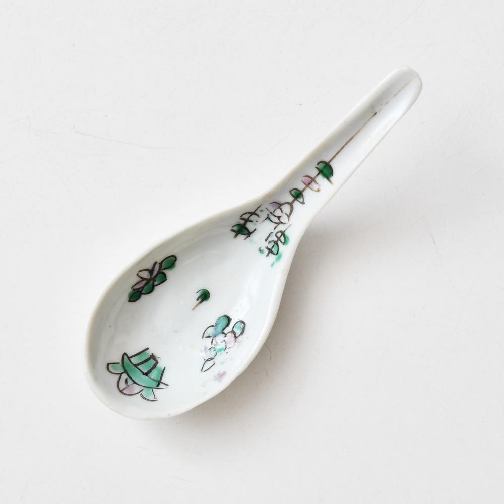 小壺 染付 蓋付き 小物入れ 中国雑貨 壺 インテリア 陶器 骨董品