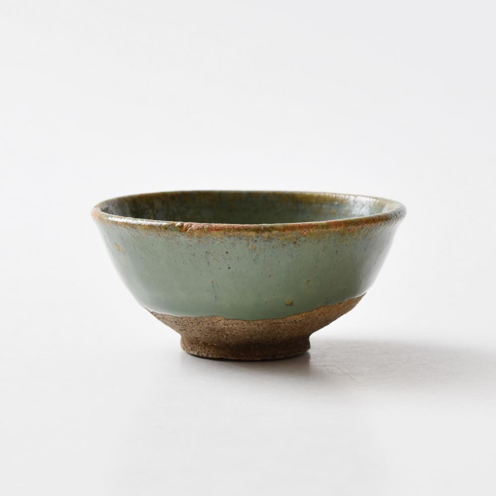 中国 雲南省 華寧 青釉茶杯 大 ｜ みんげい おくむら （日本と世界の民芸）