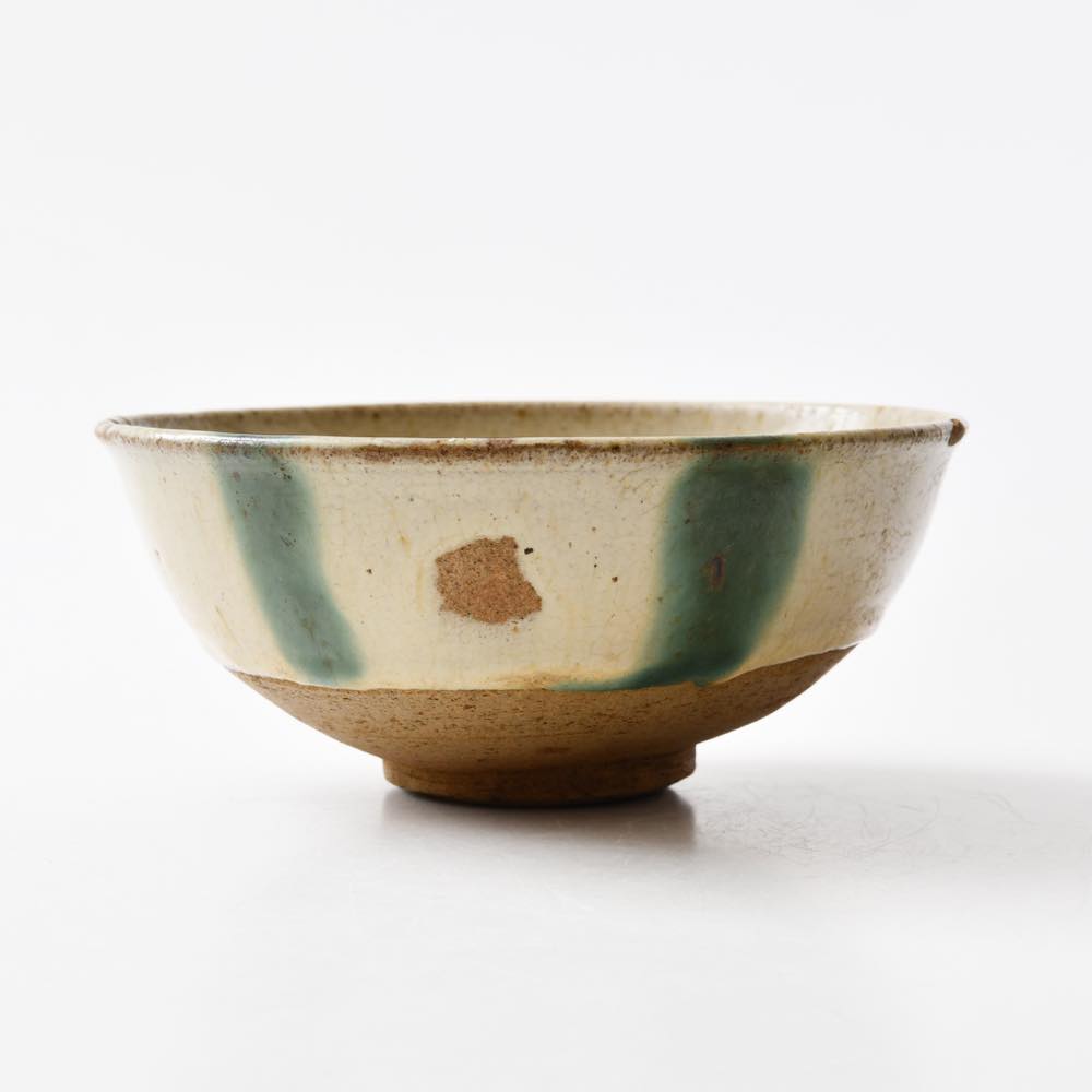 中国 雲南省 華寧 白釉碗 ｜ みんげい おくむら （日本と世界の民芸）