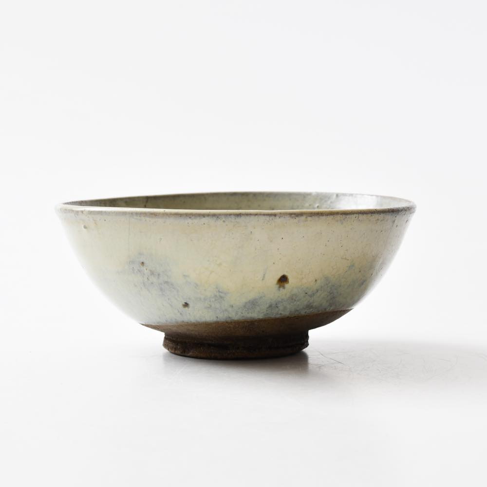 中国 雲南省 華寧 白釉碗 ｜ みんげい おくむら （日本と世界の民芸）