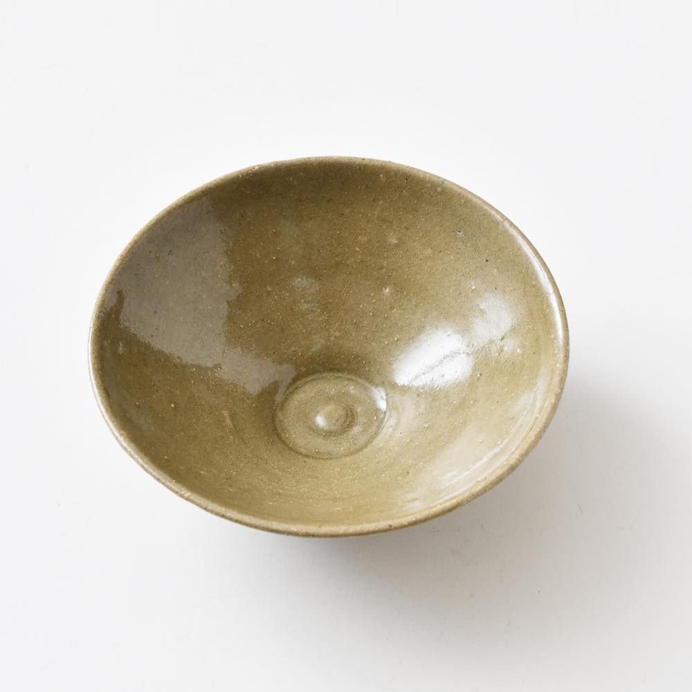 李朝　青白磁　茶碗A　タニチ　口径9.2㎝　東里7-0131☆2F 李朝 青白磁 茶碗A タニチ 口径9.2㎝ 東里7-0131☆2F