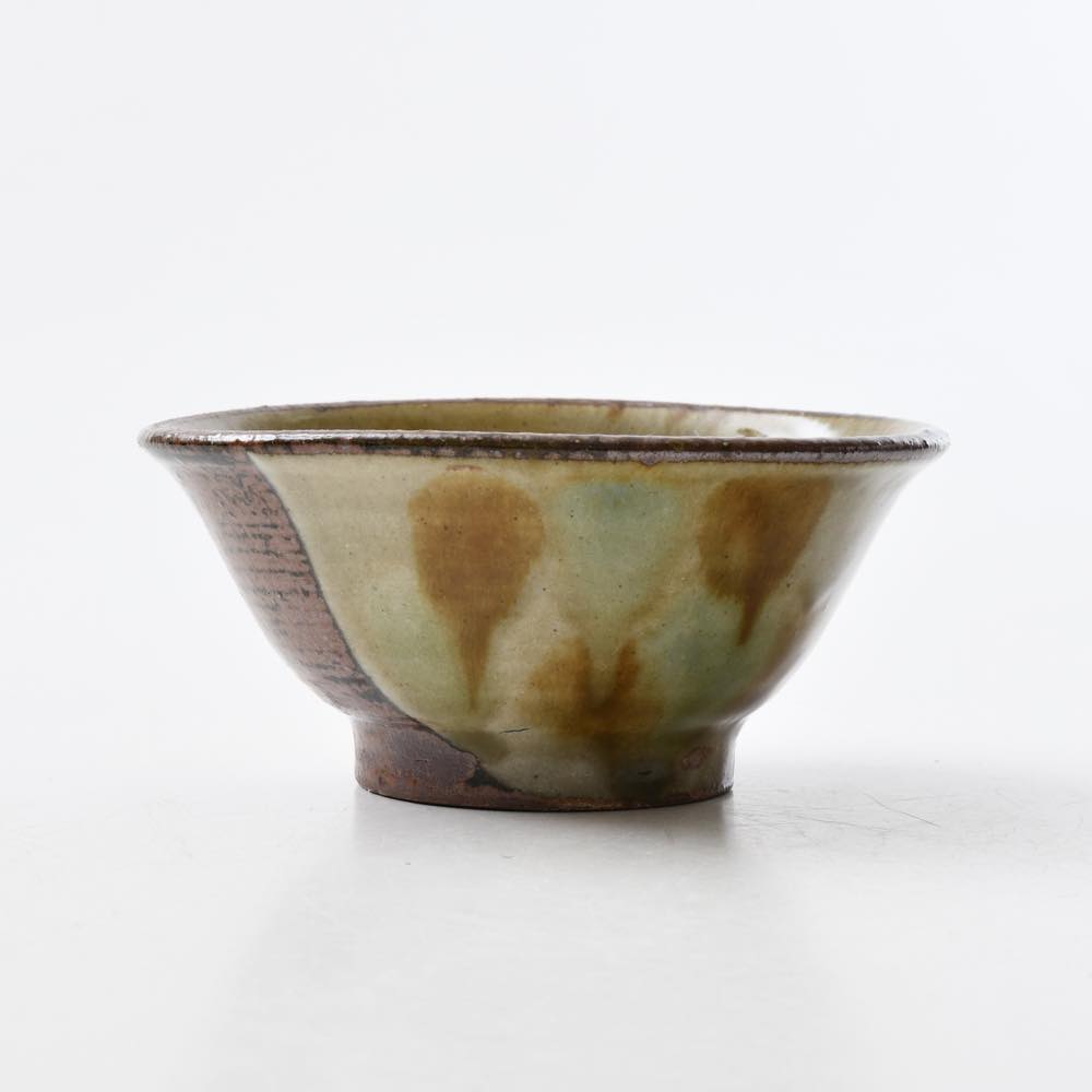 読谷山焼・北窯 宮城正享 4寸マカイ 点打 三彩 ｜ みんげい おくむら