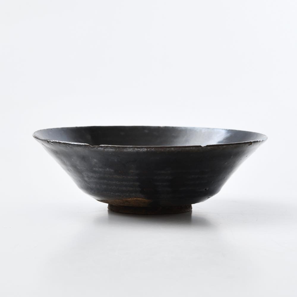 朝鮮（韓国） 李朝 黒釉碗 ｜ みんげい おくむら （日本と世界の民芸）