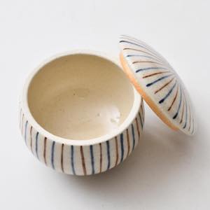 ���˖{�Ɨq�@�Ƃ����@�W���@��