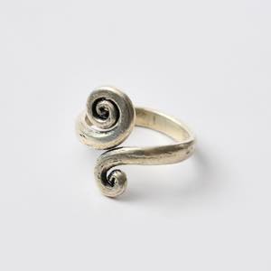 �����@�M�B�ȁ@�c����w�ց@�Q��