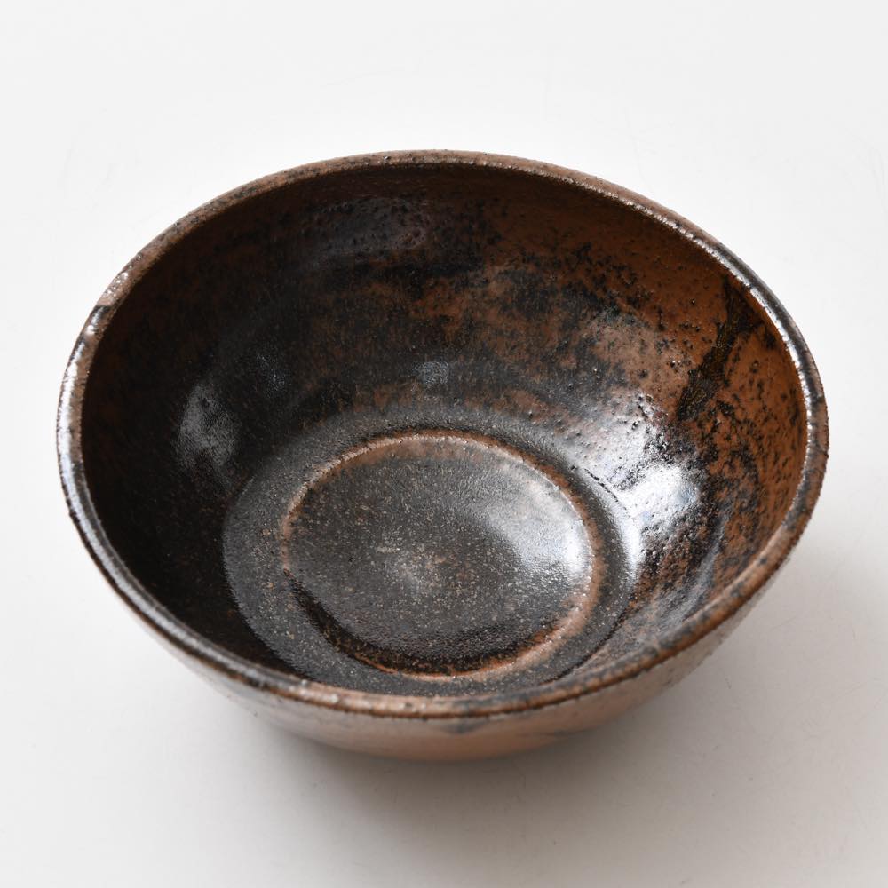 茶色いお饅頭オベサ 鉢3号サイズ 上部以外全木質化 野はら屋 5.5寸オセ鉢 ｜ みんげい おくむら （日本と世界の民芸）
